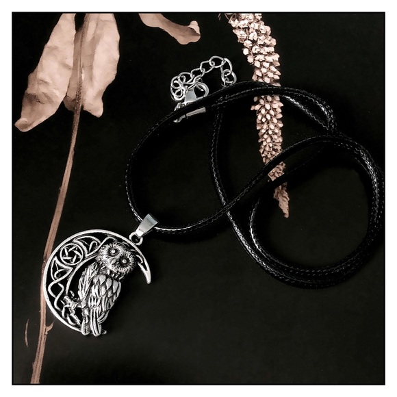 Celtic Pagan Boho Silver Owl Necklace - Picture 2 of 2